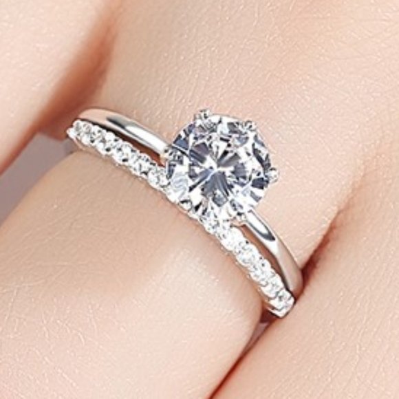 Engagement Ring Sets in 925 Sterling Silver and Zirconia Rings - Picture 4 of 4